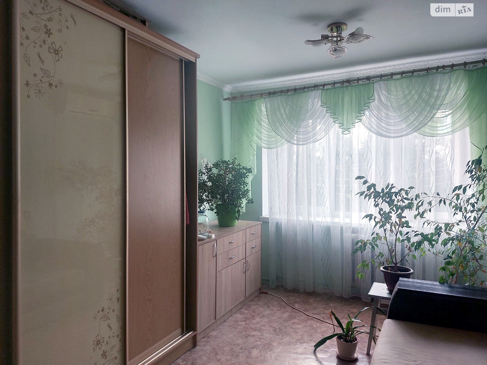 Комната в Черкассах, на ул. Надпольная 530 в районе Приднепровский на продажу фото 1 Комната в Черкассах, на ул. Надпольная 530 в районе Приднепровский на продажу фото 1