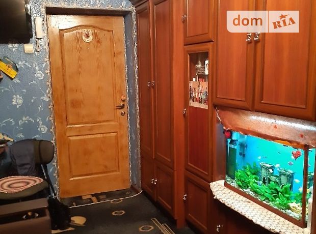 Комната в Черкассах, на ул. Нарбутовская в районе Район Д на продажу фото 1 Комната в Черкассах, на ул. Нарбутовская в районе Район Д на продажу фото 1