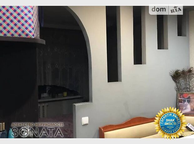 Комната в Черкассах, на ул. Гвардейская 31/1 в районе Школьная на продажу фото 1 Комната в Черкассах, на ул. Гвардейская 31/1 в районе Школьная на продажу фото 1