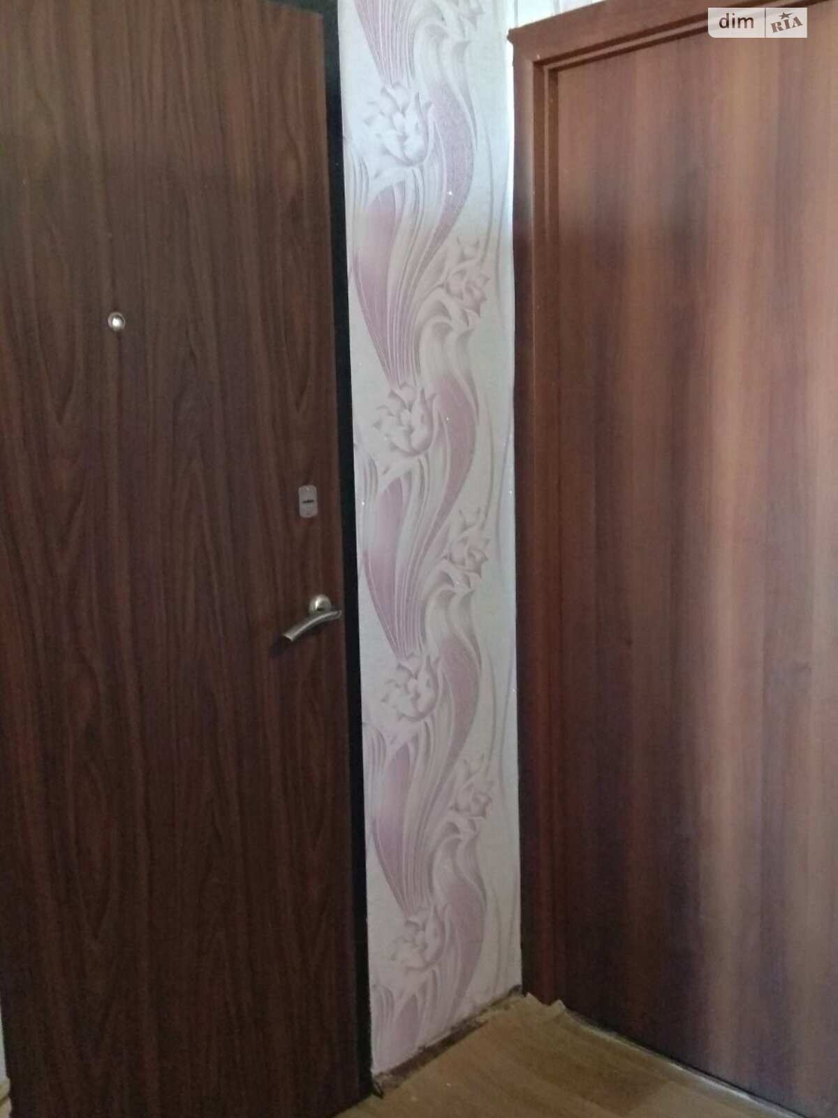 Кімната в Черкасах на вул. Хоменка 14/2 в районі Соснівський на продаж фото 1 Кімната в Черкасах на вул. Хоменка 14/2 в районі Соснівський на продаж фото 1