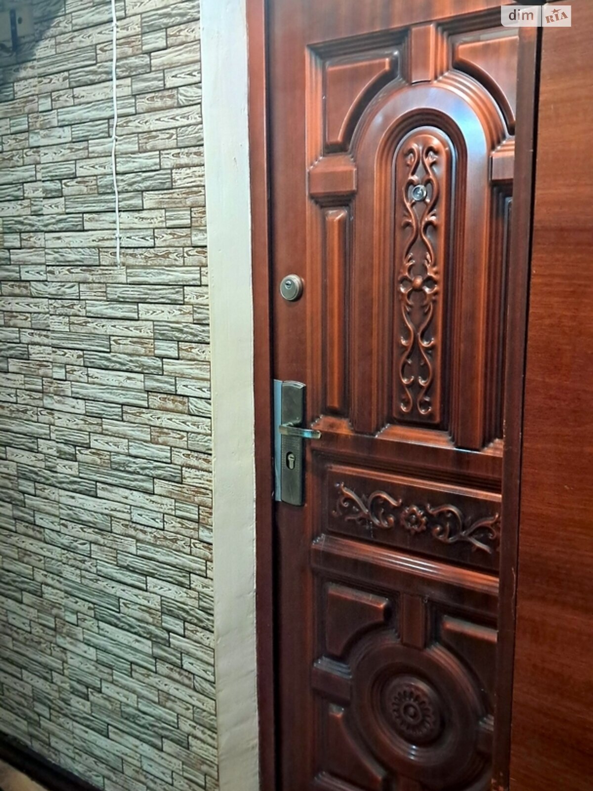 Комната в Чернигове, на просп. Михаила Грушевского 171, кв. 12 в районе Деснянский на продажу фото 1