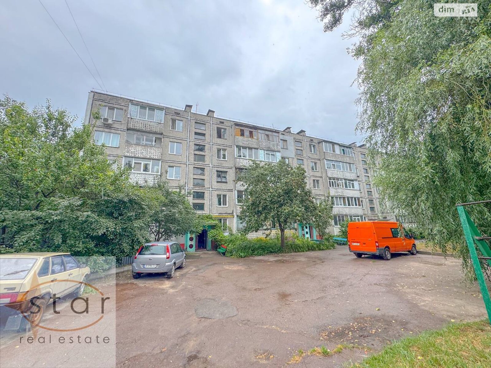 Кімната в Чернігові на вул. Народного Руху 12 в районі Шерстянка на продаж фото 1 Кімната в Чернігові на вул. Народного Руху 12 в районі Шерстянка на продаж фото 1