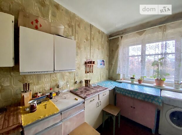 Комната в Чернигове, на ул. Мстиславская 37 в районе Центр на продажу фото 1 Комната в Чернигове, на ул. Мстиславская 37 в районе Центр на продажу фото 1