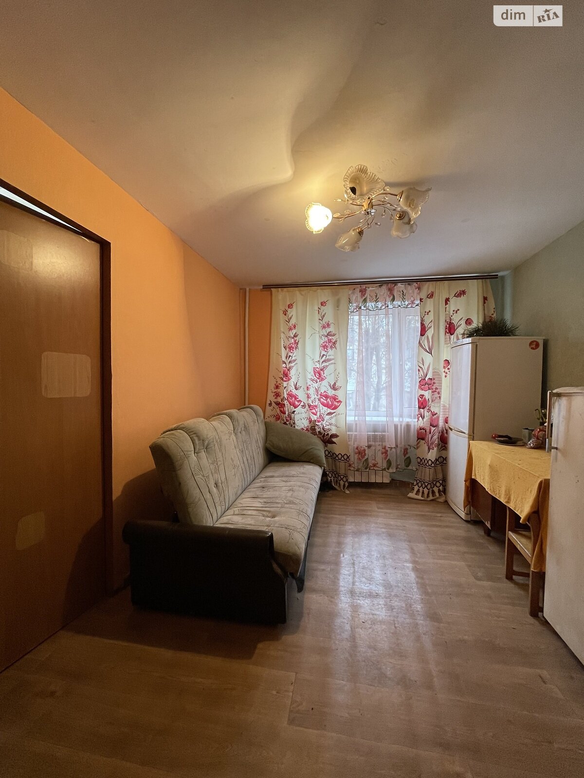 Комната в Черноморске, на ул. Данченко 13 на продажу фото 1 Комната в Черноморске, на ул. Данченко 13 на продажу фото 1