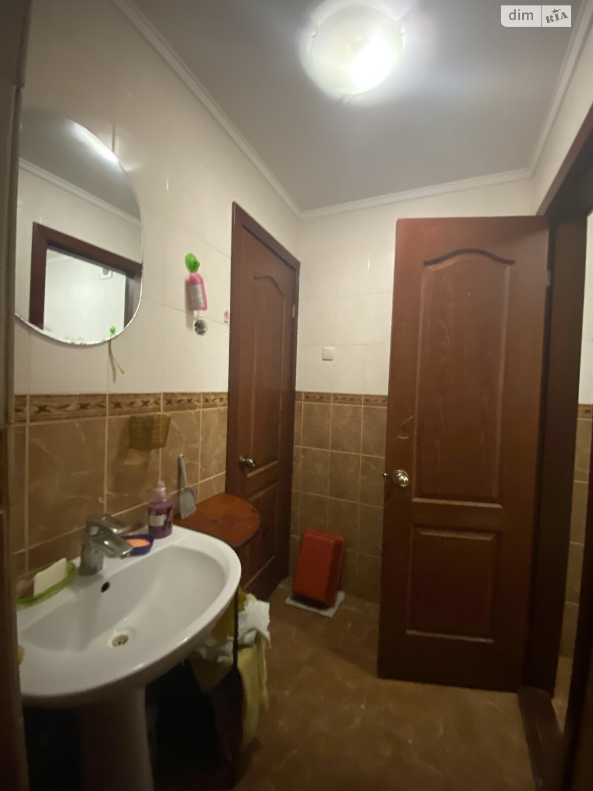 Комната в Черноморске, на ул. Парковая в районе Ильичевск на продажу фото 1 Комната в Черноморске, на ул. Парковая в районе Ильичевск на продажу фото 1