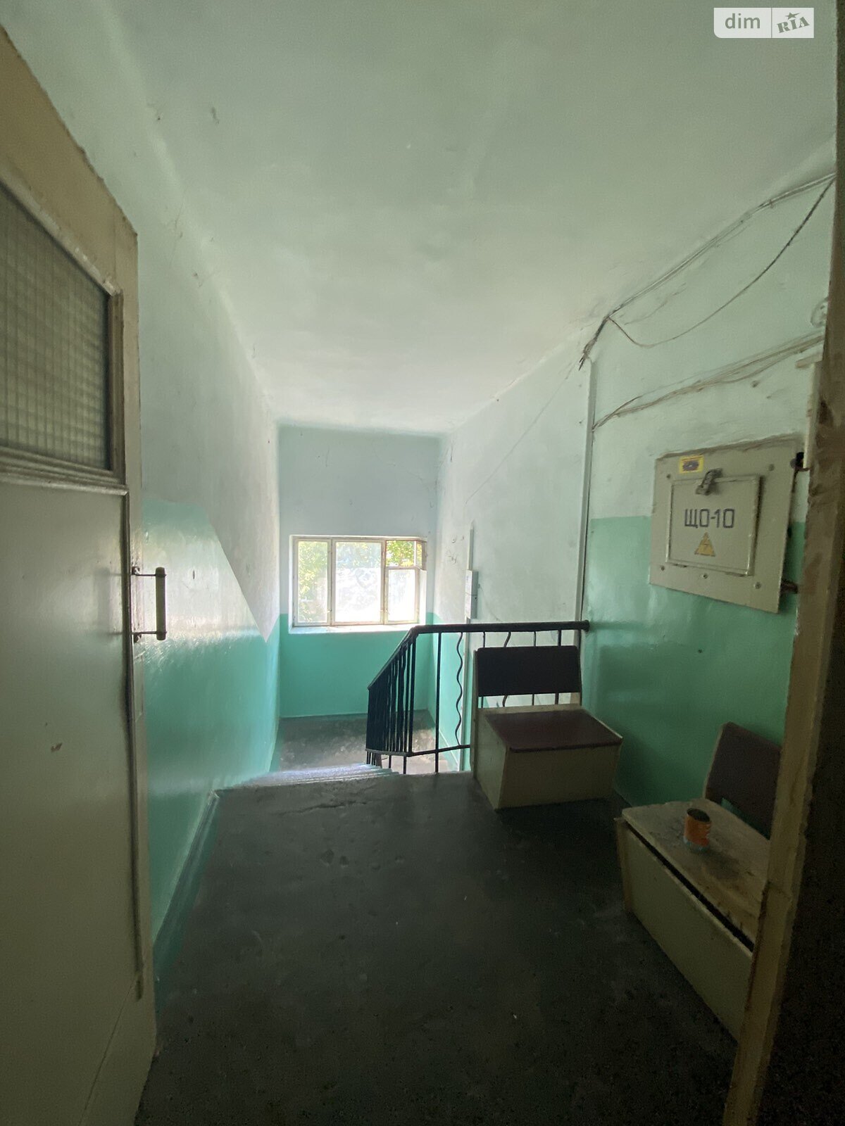 Комната в Черноморске, на пер. Школьный 4А, кв. 521 в районе Ильичевск на продажу фото 1 Комната в Черноморске, на пер. Школьный 4А, кв. 521 в районе Ильичевск на продажу фото 1