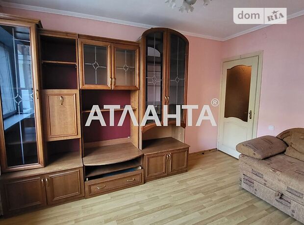 Комната в Черновцах, на ул. Героев Майдана в районе Шевченковский на продажу фото 1 Комната в Черновцах, на ул. Героев Майдана в районе Шевченковский на продажу фото 1