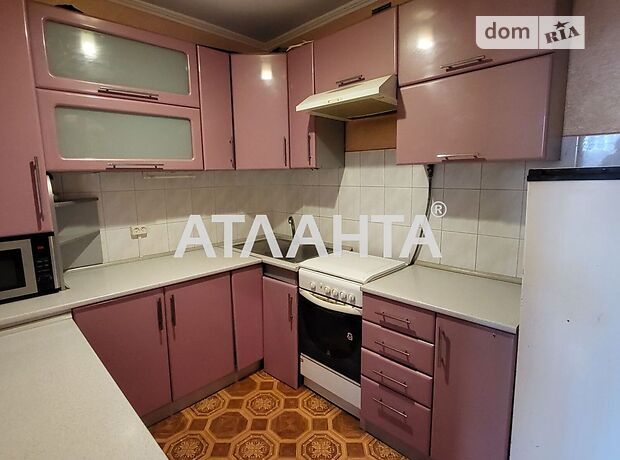 Комната в Черновцах, на ул. Героев Майдана в районе Шевченковский на продажу фото 1 Комната в Черновцах, на ул. Героев Майдана в районе Шевченковский на продажу фото 1