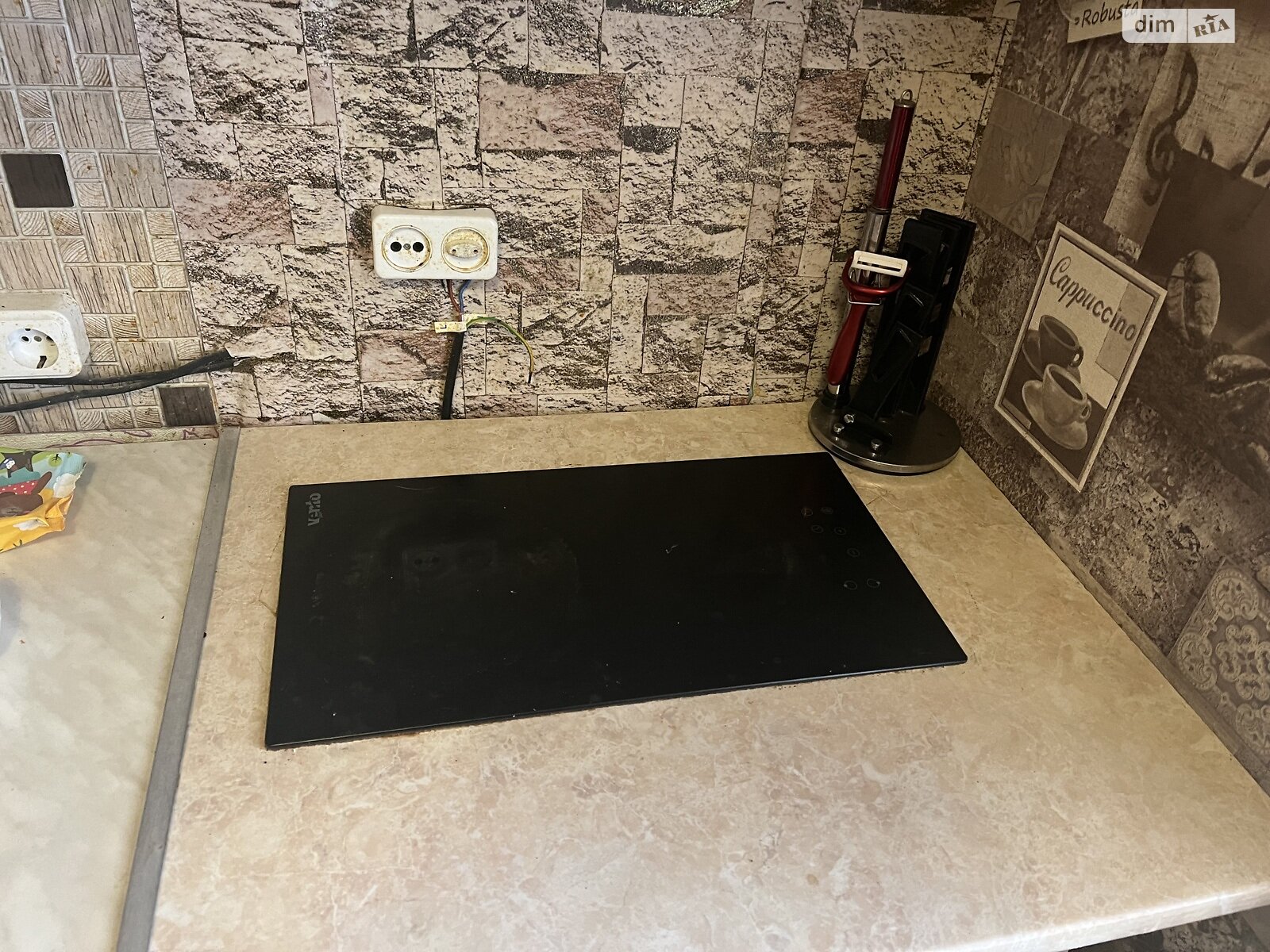 Кімната в Дніпрі на вул. Мамая козака 30 в районі 12 квартал на продаж фото 1 Кімната в Дніпрі на вул. Мамая козака 30 в районі 12 квартал на продаж фото 1