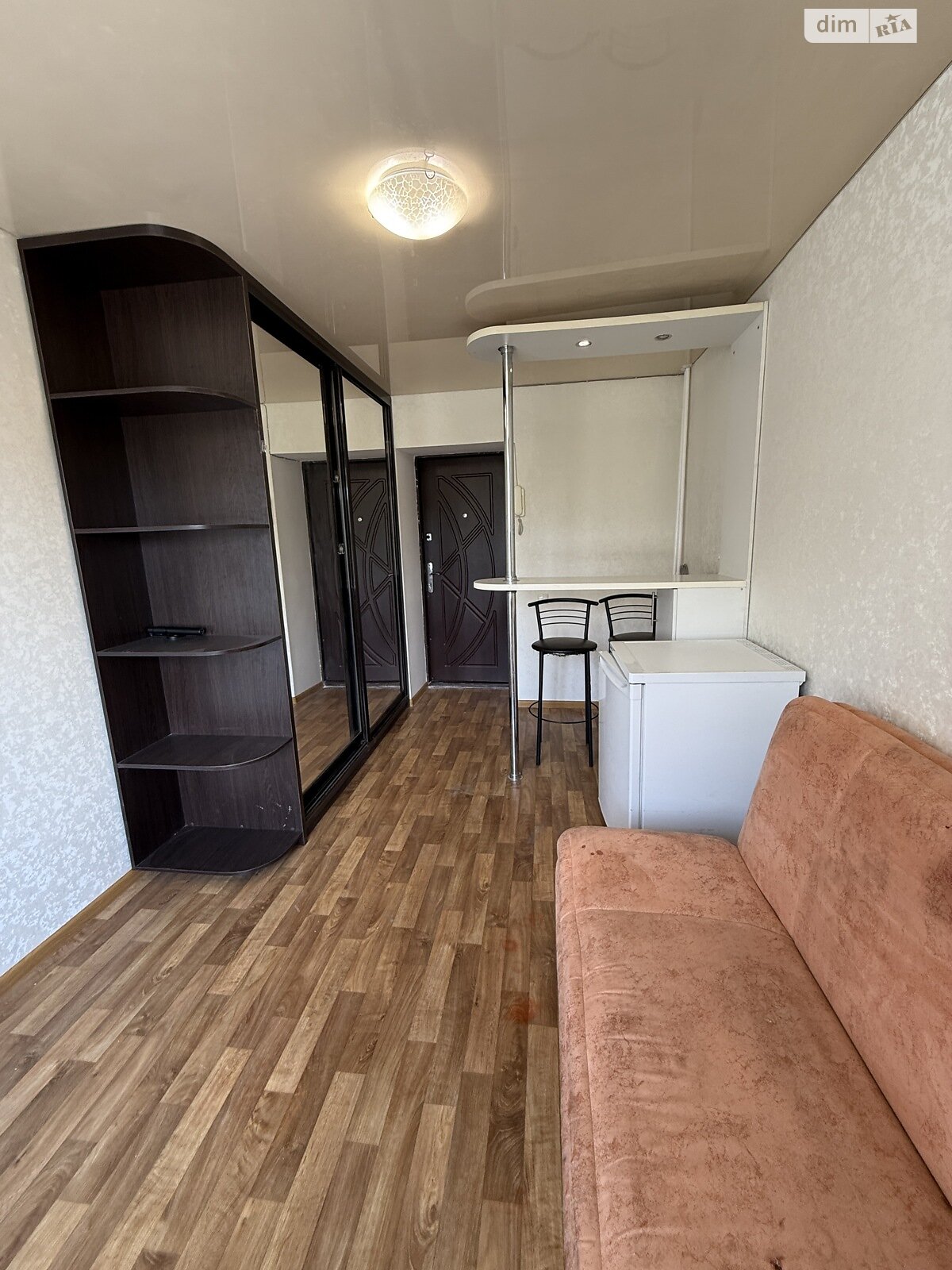 Кімната в Дніпрі на вул. Бердянська 7 в районі Індустріальний на продаж фото 1