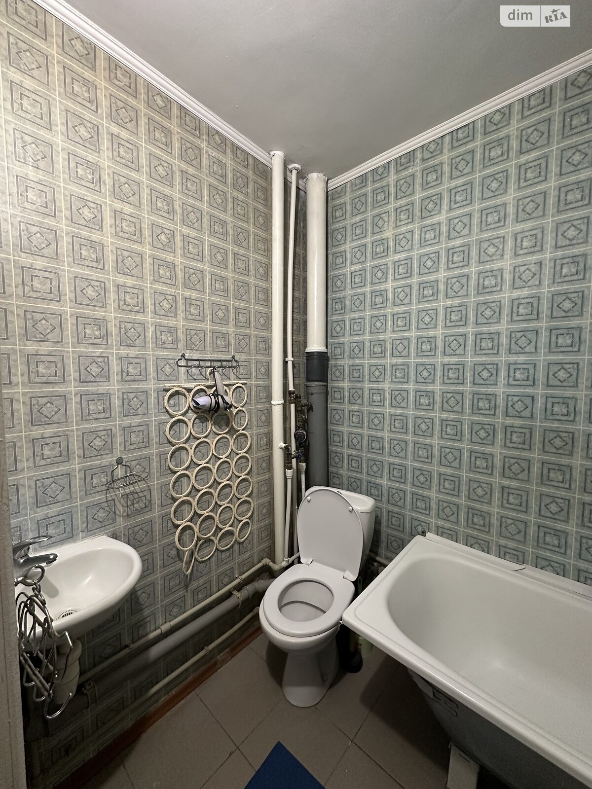 Кімната в Дніпрі на просп. Слобожанський 108 в районі Індустріальний на продаж фото 1 Кімната в Дніпрі на просп. Слобожанський 108 в районі Індустріальний на продаж фото 1