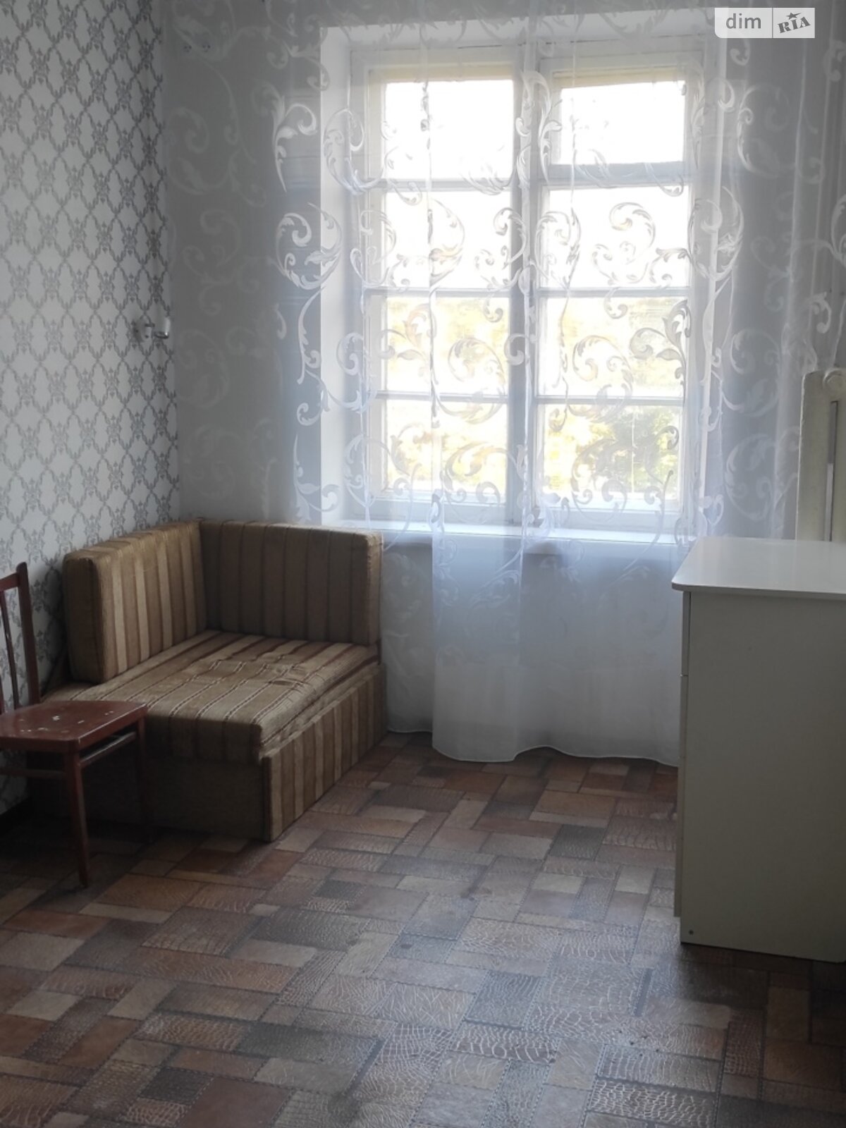 Кімната в Харкові на вул. Біблика 37/8 в районі ХТЗ на продаж фото 1 Кімната в Харкові на вул. Біблика 37/8 в районі ХТЗ на продаж фото 1