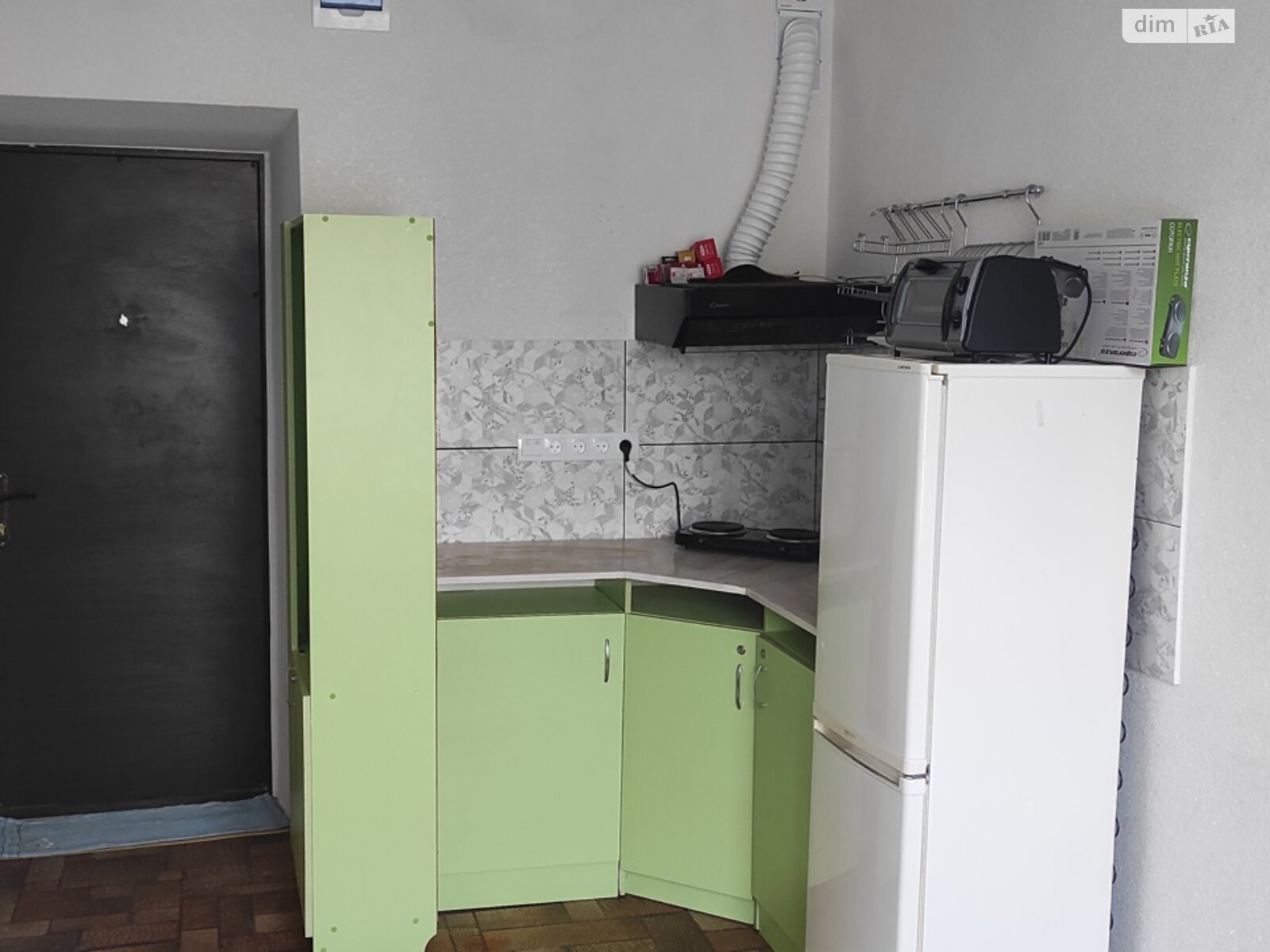 Кімната в Харкові на вул. Біблика 37/8 в районі ХТЗ на продаж фото 1 Кімната в Харкові на вул. Біблика 37/8 в районі ХТЗ на продаж фото 1