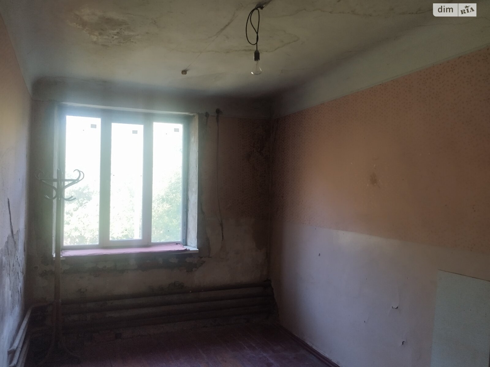 Комната в Харькове, на ул. Пожарского 16 в районе ХТЗ на продажу фото 1 Комната в Харькове, на ул. Пожарского 16 в районе ХТЗ на продажу фото 1