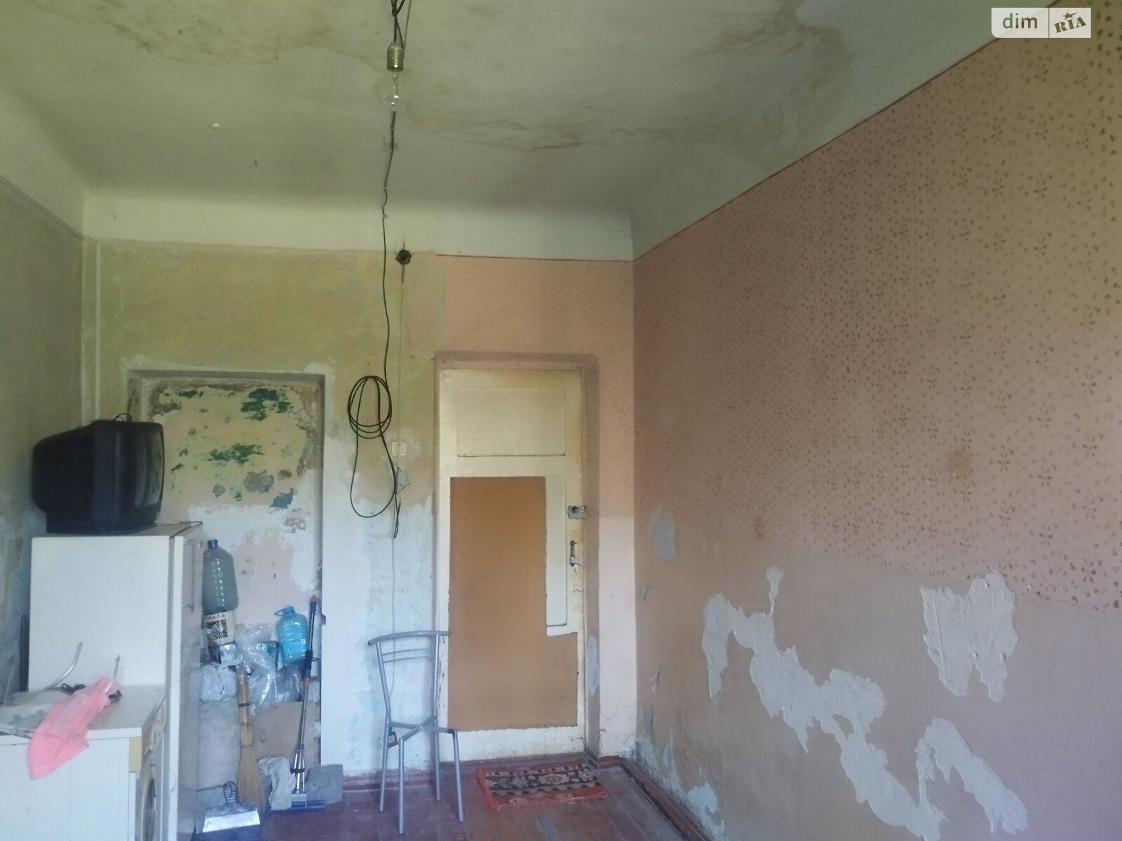 Комната в Харькове, на ул. Пожарского 16 в районе ХТЗ на продажу фото 1 Комната в Харькове, на ул. Пожарского 16 в районе ХТЗ на продажу фото 1