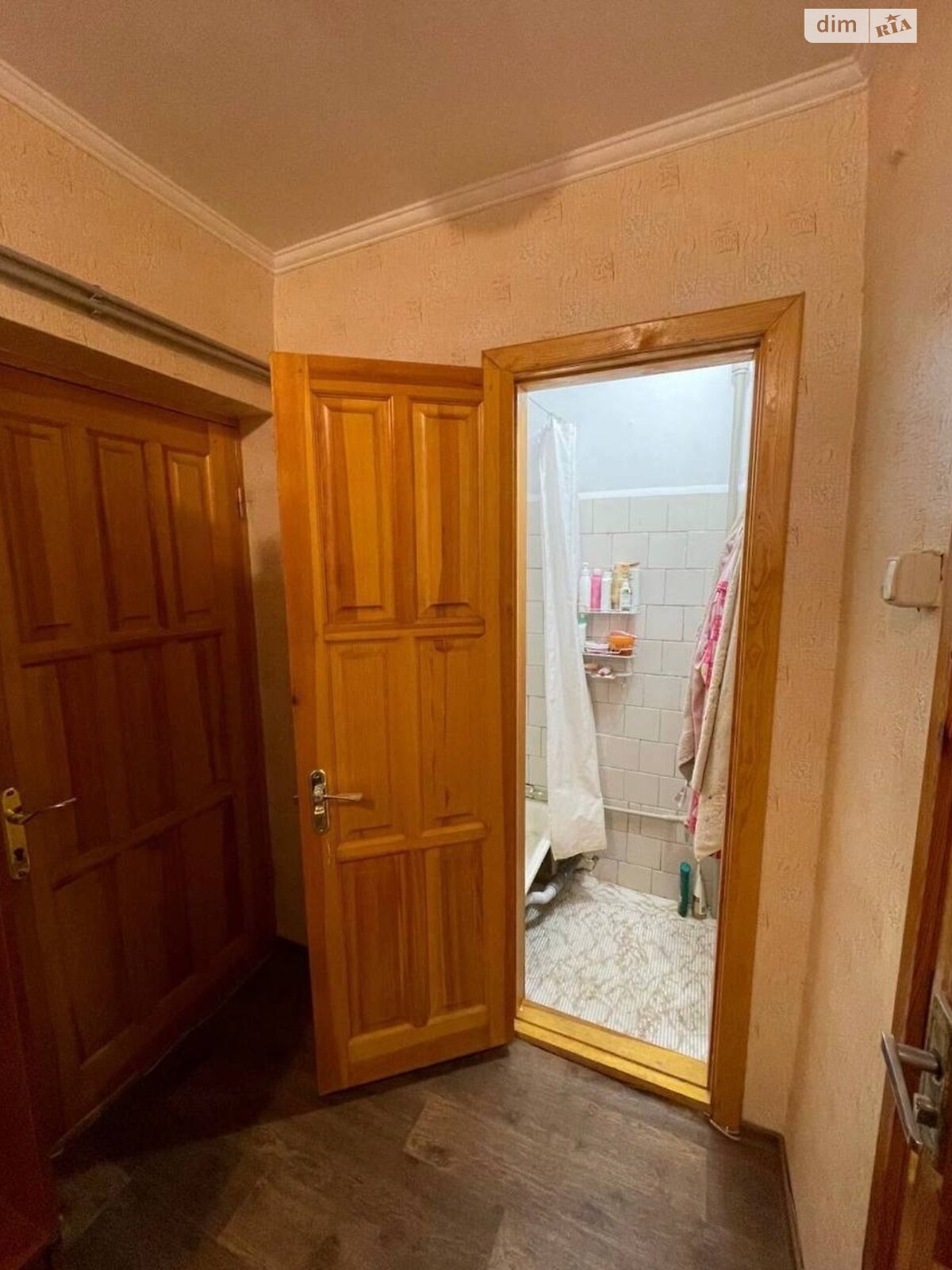 Кімната в Харкові на вул. Тахіатаська 8, кв. 57 в районі Журавлiвка на продаж фото 1 Кімната в Харкові на вул. Тахіатаська 8, кв. 57 в районі Журавлiвка на продаж фото 1