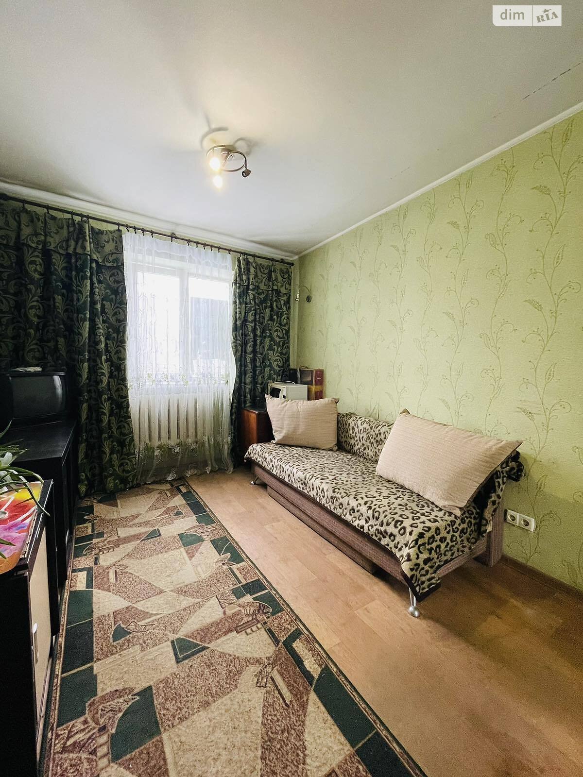 Кімната в Харкові на вул. Власенка в районі Новобаварський на продаж фото 1 Кімната в Харкові на вул. Власенка в районі Новобаварський на продаж фото 1
