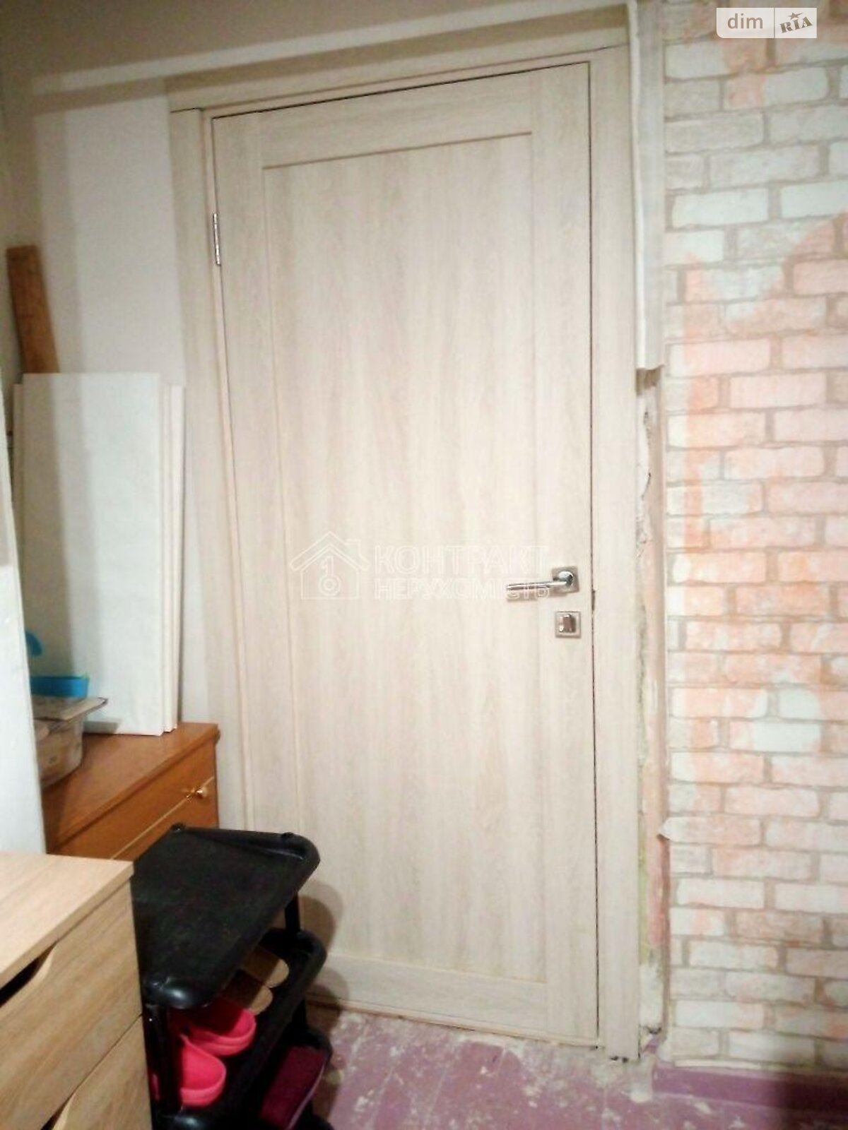 Комната в Харькове, на ул. Защитников Неба в районе Павлово Поле на продажу фото 1 Комната в Харькове, на ул. Защитников Неба в районе Павлово Поле на продажу фото 1