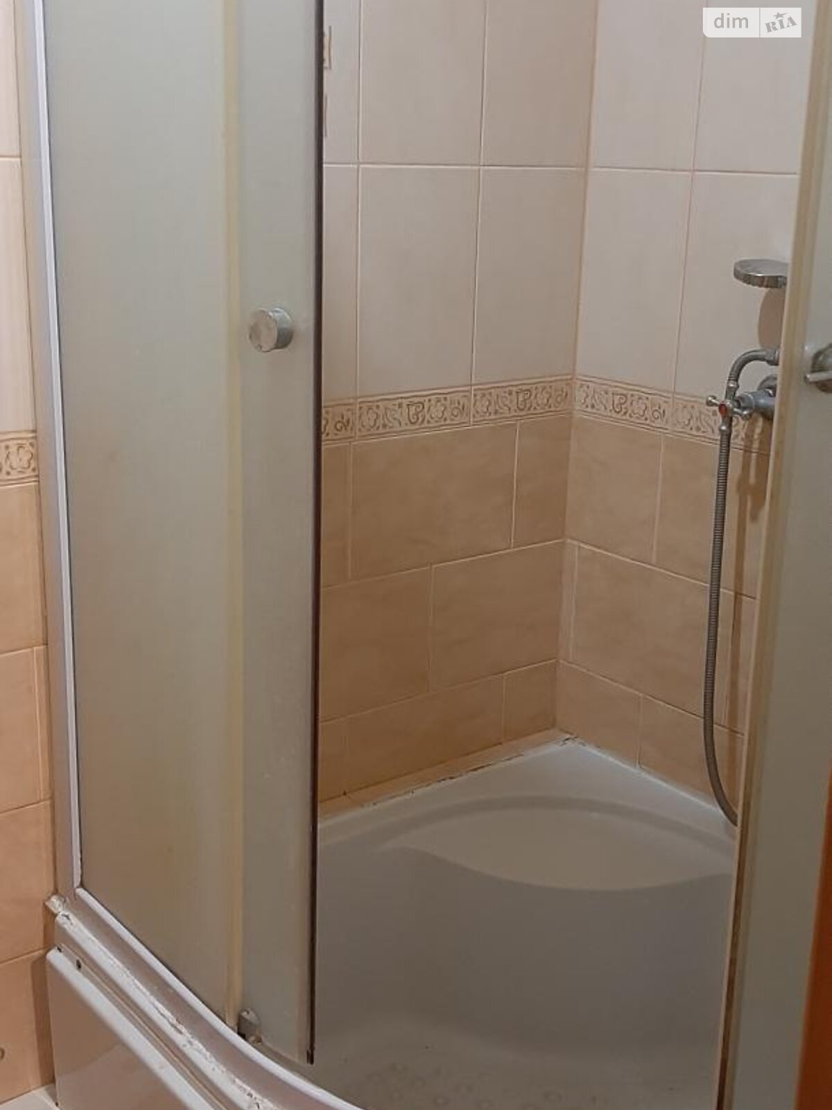 Кімната в Харкові на вул. Гарібальді 4 в районі Салтівський на продаж фото 1 Кімната в Харкові на вул. Гарібальді 4 в районі Салтівський на продаж фото 1