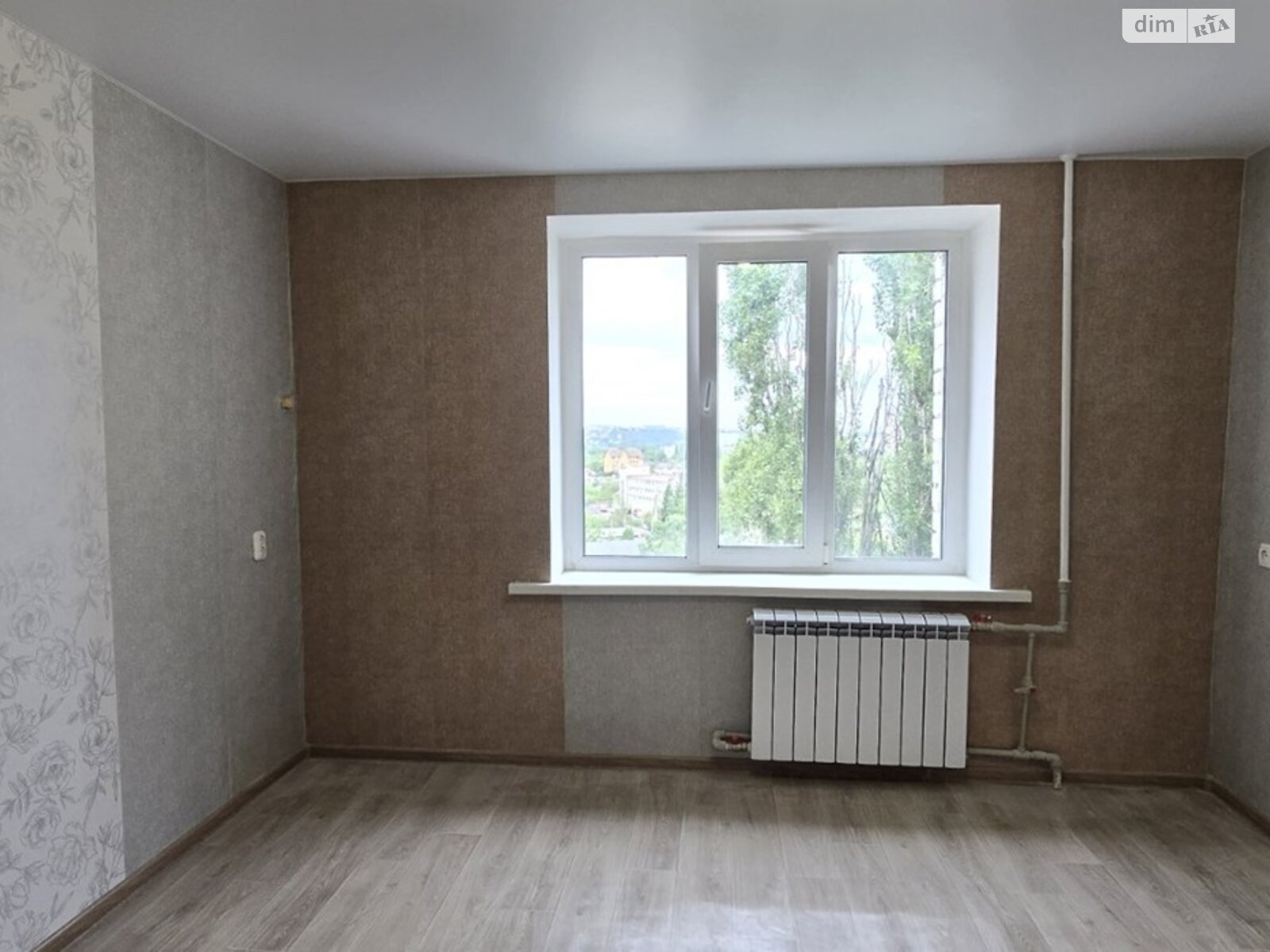 Комната в Харькове, на ул. Гвардейцев-Широнинцев 43В в районе Салтовский на продажу фото 1 Комната в Харькове, на ул. Гвардейцев-Широнинцев 43В в районе Салтовский на продажу фото 1