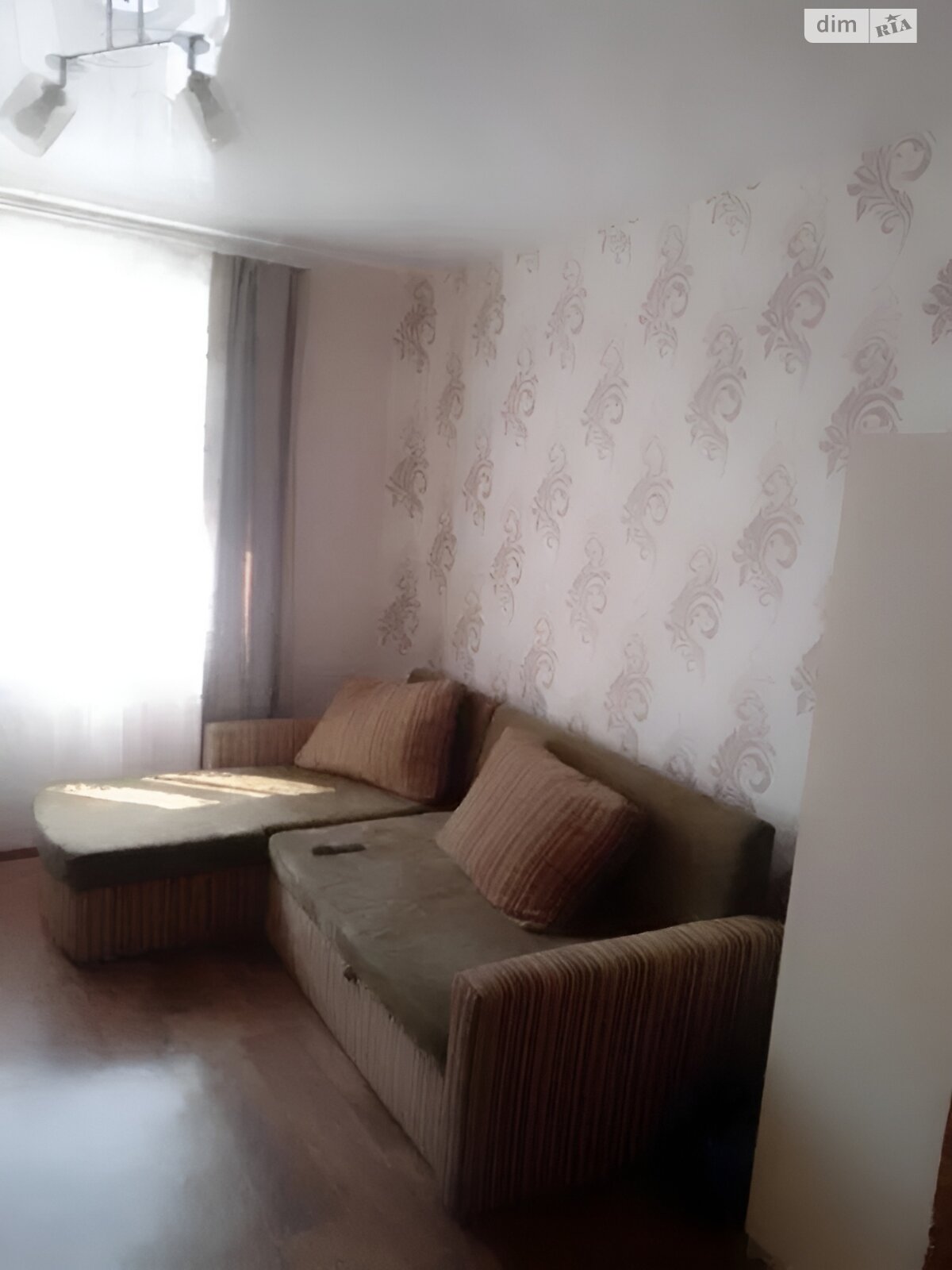 Комната в Харькове, на просп. Байрона 41 в районе Слободской на продажу фото 1 Комната в Харькове, на просп. Байрона 41 в районе Слободской на продажу фото 1