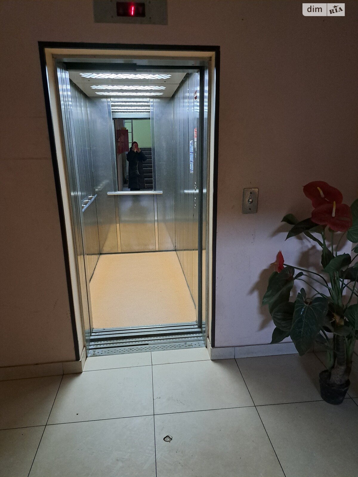 Комната в Харькове, на ул. Большая Панасовская 106 в районе Центр на продажу фото 1 Комната в Харькове, на ул. Большая Панасовская 106 в районе Центр на продажу фото 1