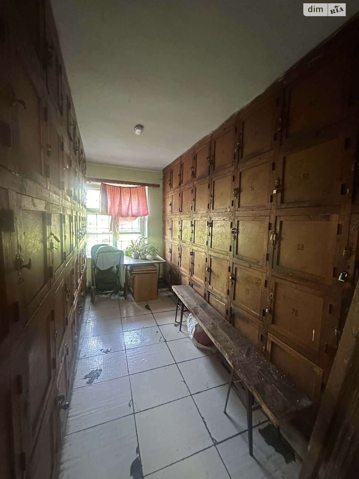 Кімната в Хмельницькому на вул. Романа Шухевича 91/1 в районі Гречани на продаж фото 1 Кімната в Хмельницькому на вул. Романа Шухевича 91/1 в районі Гречани на продаж фото 1