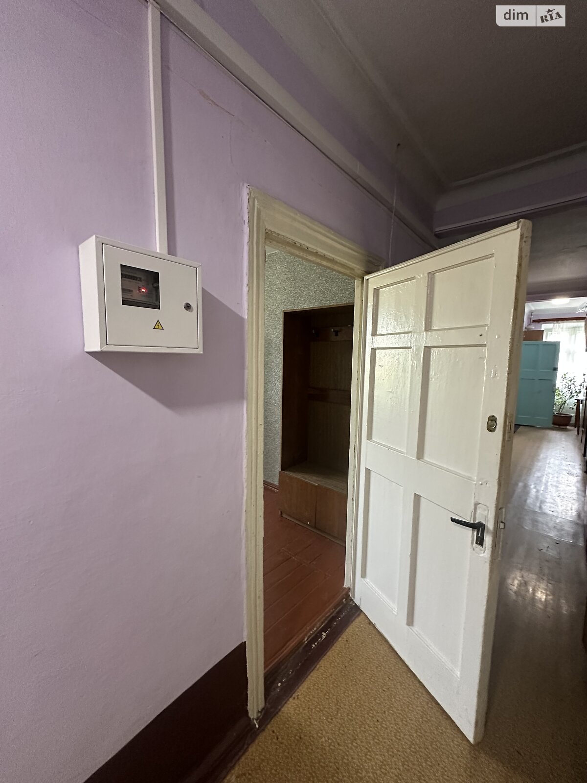 Кімната в Хмельницькому на вул. Романа Шухевича 91/1 в районі Гречани на продаж фото 1 Кімната в Хмельницькому на вул. Романа Шухевича 91/1 в районі Гречани на продаж фото 1