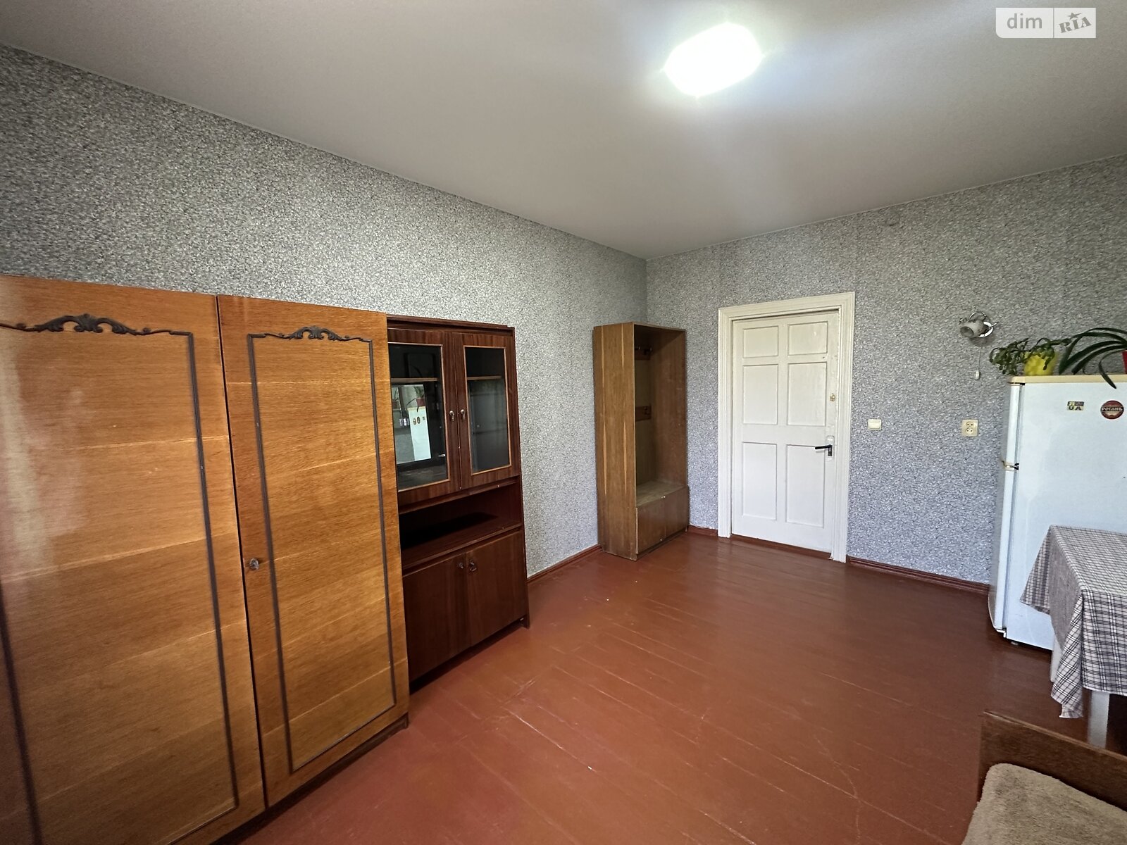 Кімната в Хмельницькому на вул. Романа Шухевича 91/1 в районі Гречани на продаж фото 1 Кімната в Хмельницькому на вул. Романа Шухевича 91/1 в районі Гречани на продаж фото 1