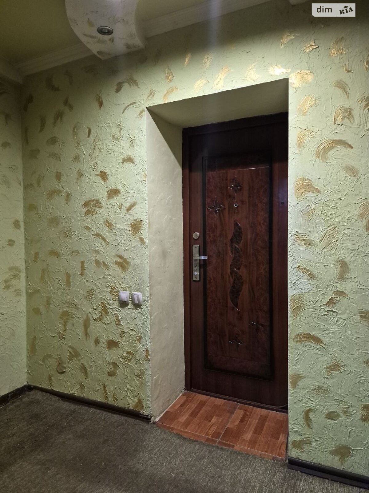 Кімната в Хмельницькому на вул. Романа Шухевича 15 в районі Гречани на продаж фото 1