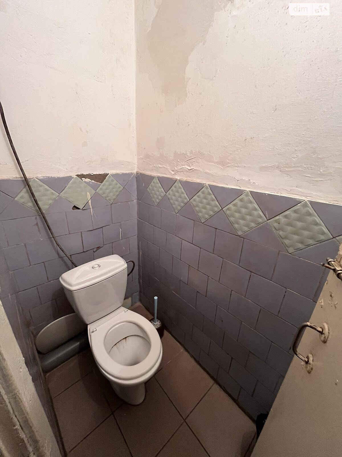 Кімната в Хмельницькому на вул. Чорновола 62 в районі Новий план на продаж фото 1 Кімната в Хмельницькому на вул. Чорновола 62 в районі Новий план на продаж фото 1