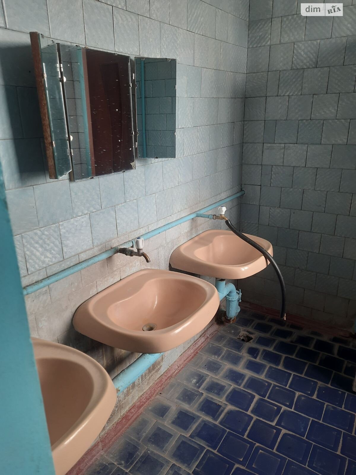 Кімната в Хмельницькому на вул. Госпітальна в районі Тарабанівка на продаж фото 1 Кімната в Хмельницькому на вул. Госпітальна в районі Тарабанівка на продаж фото 1