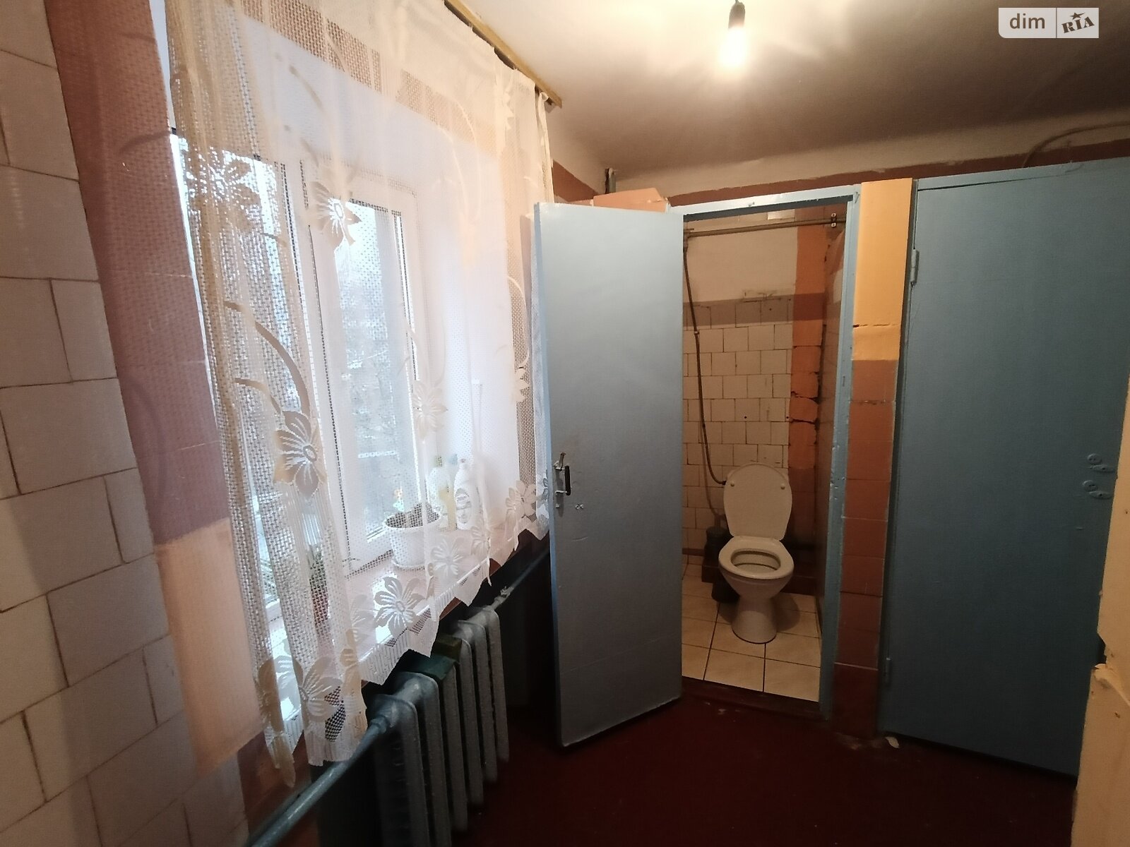 Комната в Хмельницком, на ул. Институтская 13 в районе Юго-Западный на продажу фото 1 Комната в Хмельницком, на ул. Институтская 13 в районе Юго-Западный на продажу фото 1