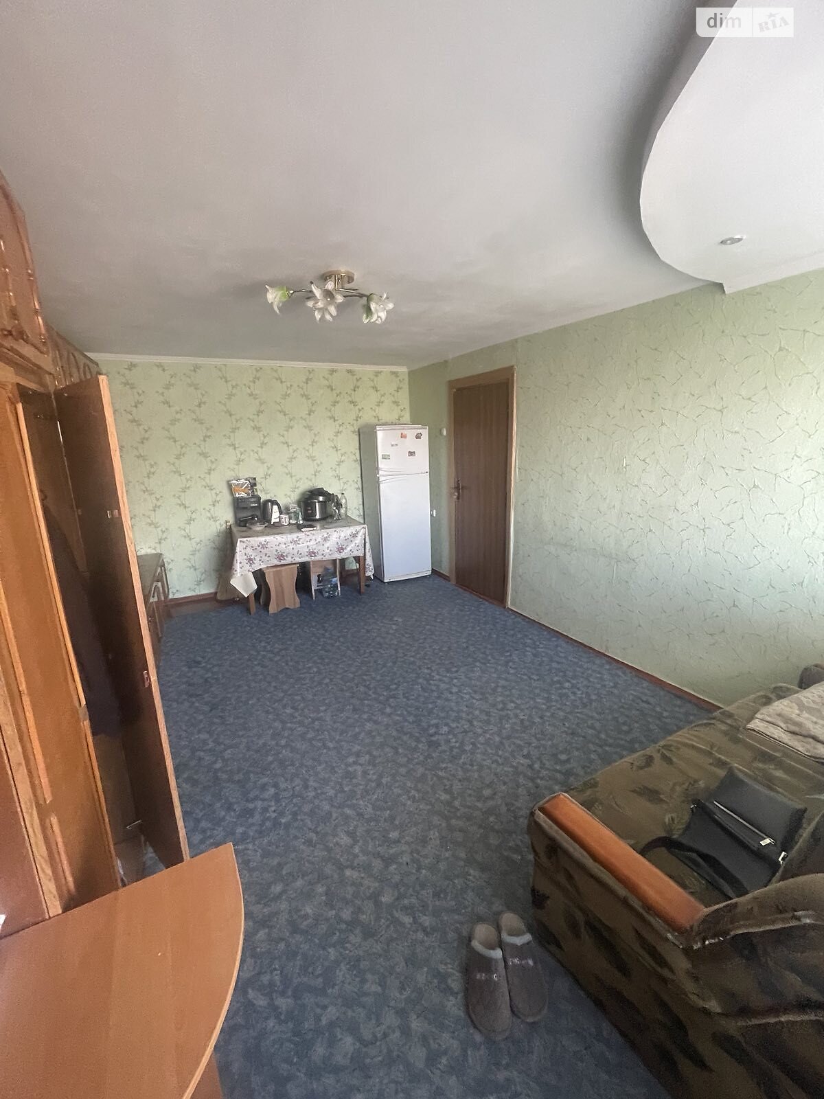 Кімната в Хмельницькому на вул. Молодіжна в районі Південно-Західний на продаж фото 1 Кімната в Хмельницькому на вул. Молодіжна в районі Південно-Західний на продаж фото 1