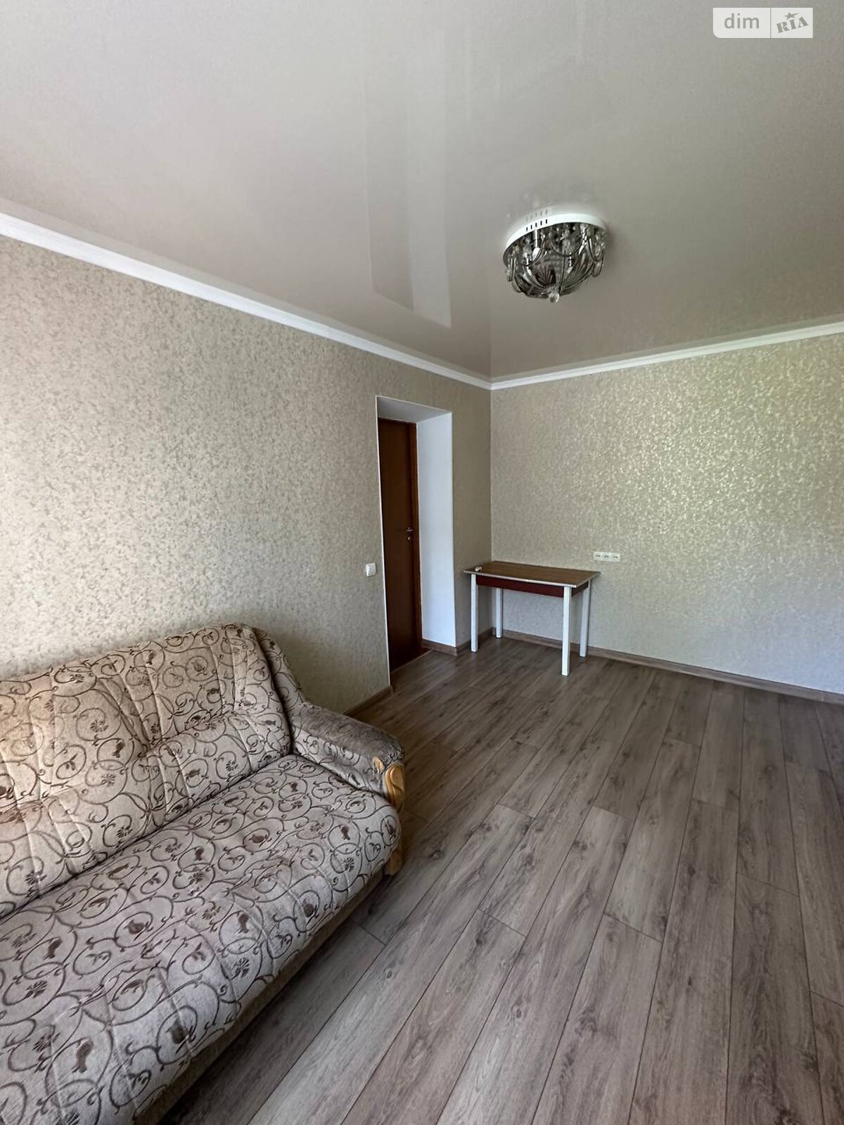 Комната в Хмельницком, на ул. Тернопольская 15 в районе Юго-Западный на продажу фото 1 Комната в Хмельницком, на ул. Тернопольская 15 в районе Юго-Западный на продажу фото 1