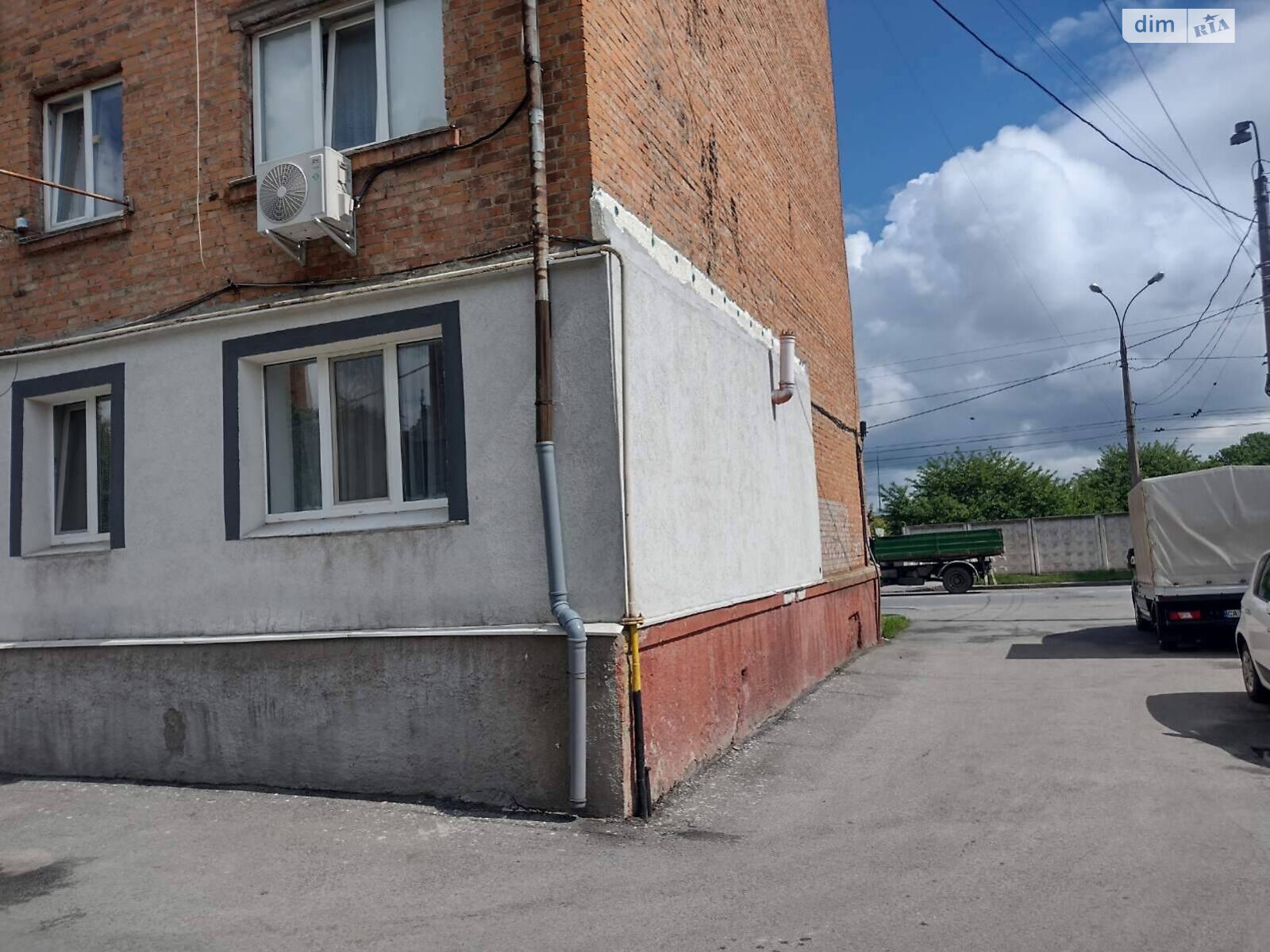 Кімната в Хмельницькому на вул. Чорновола 112 в районі Загот Зерно на продаж фото 1 Кімната в Хмельницькому на вул. Чорновола 112 в районі Загот Зерно на продаж фото 1