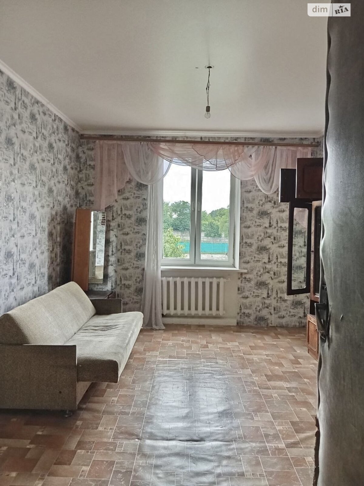 Кімната в Хмельницькому на вул. Чорновола 33 в районі Загот Зерно на продаж фото 1 Кімната в Хмельницькому на вул. Чорновола 33 в районі Загот Зерно на продаж фото 1