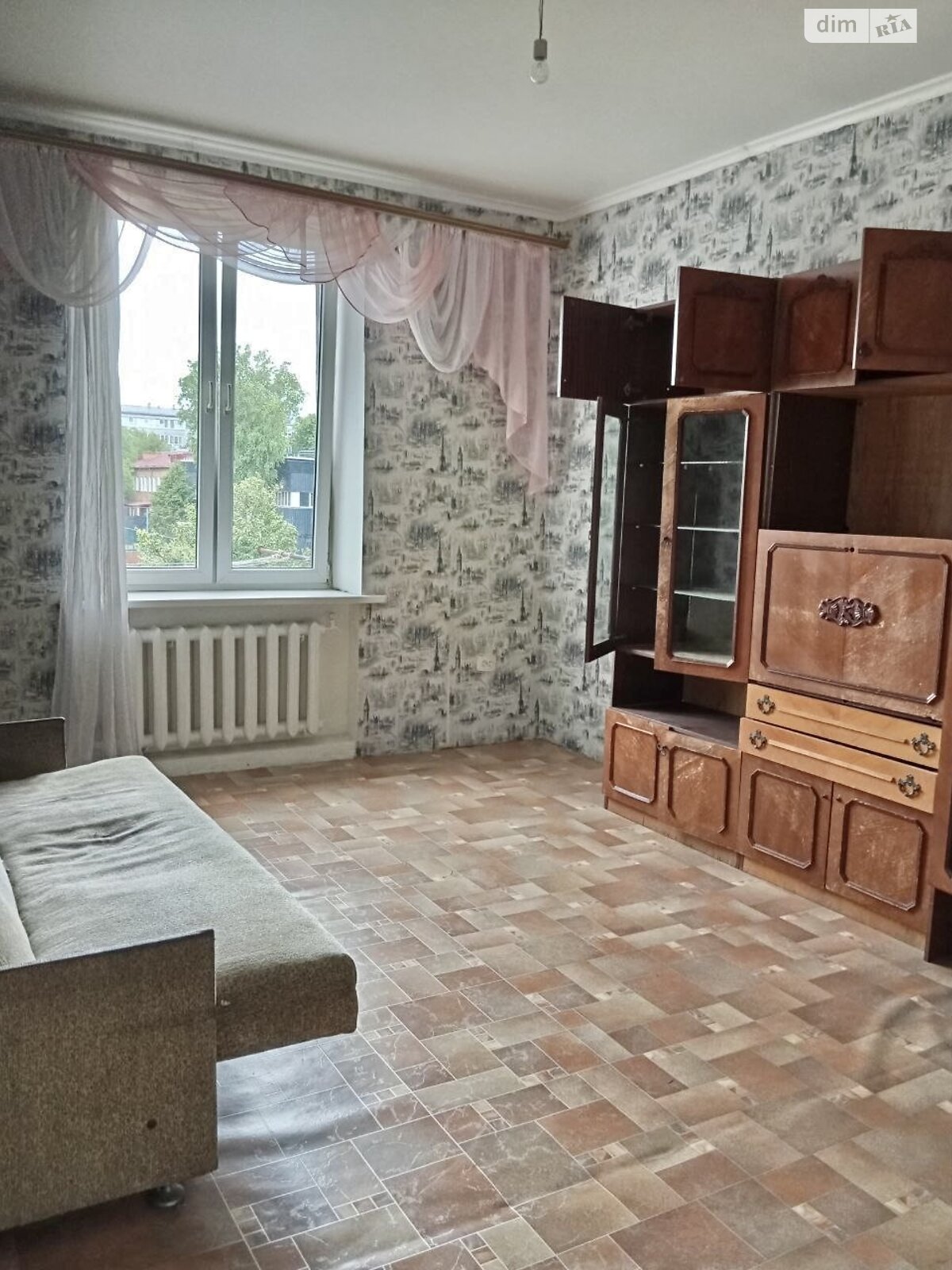 Кімната в Хмельницькому на вул. Чорновола 33 в районі Загот Зерно на продаж фото 1 Кімната в Хмельницькому на вул. Чорновола 33 в районі Загот Зерно на продаж фото 1