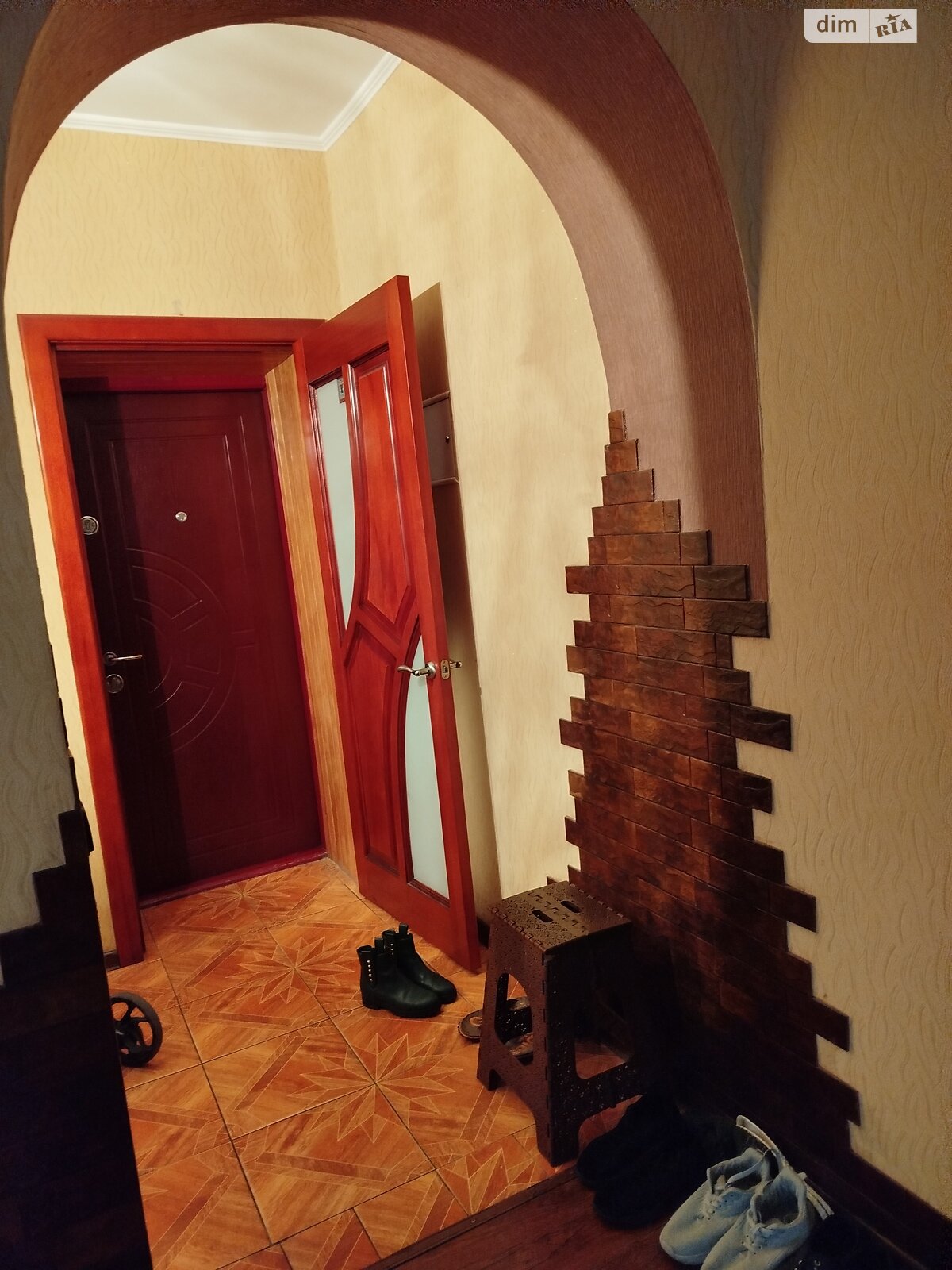 Комната в Житомире, на ул. Победы в районе Кокаричанка на продажу фото 1 Комната в Житомире, на ул. Победы в районе Кокаричанка на продажу фото 1