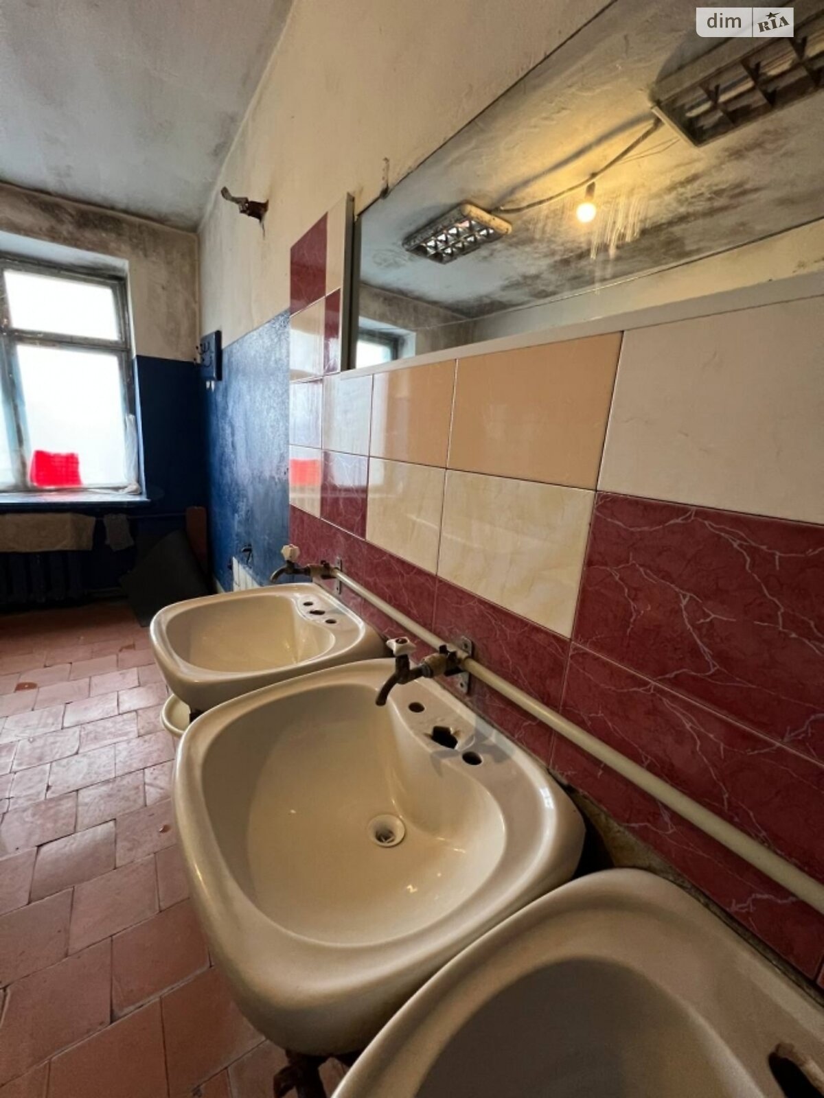 Комната в Житомире, на Грушевського 35 в районе Центр на продажу фото 1 Комната в Житомире, на Грушевського 35 в районе Центр на продажу фото 1