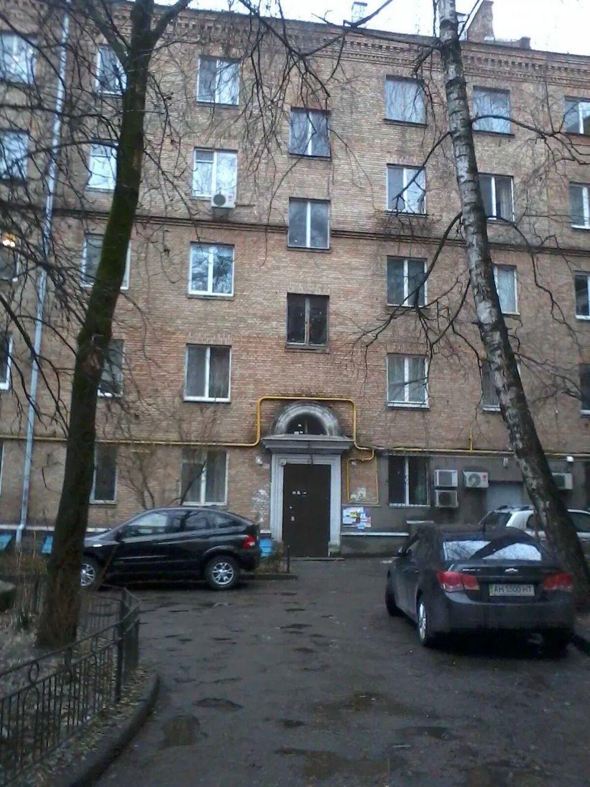 Комната в Киеве, на ул. Максима Кривоноса 1/5 в районе Александровская Слободка на продажу фото 1 Комната в Киеве, на ул. Максима Кривоноса 1/5 в районе Александровская Слободка на продажу фото 1