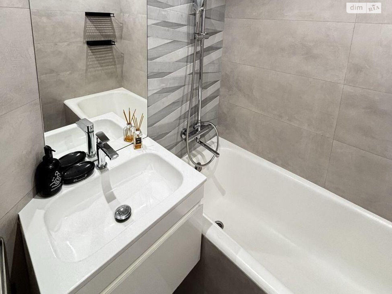 Комната в Киеве, на ул. Академика Ефремова 7А в районе Беличи на продажу фото 1