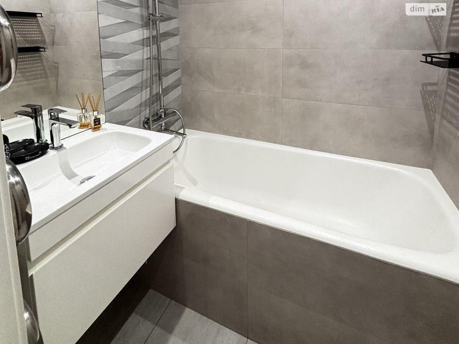 Комната в Киеве, на ул. Академика Ефремова 7А в районе Беличи на продажу фото 1