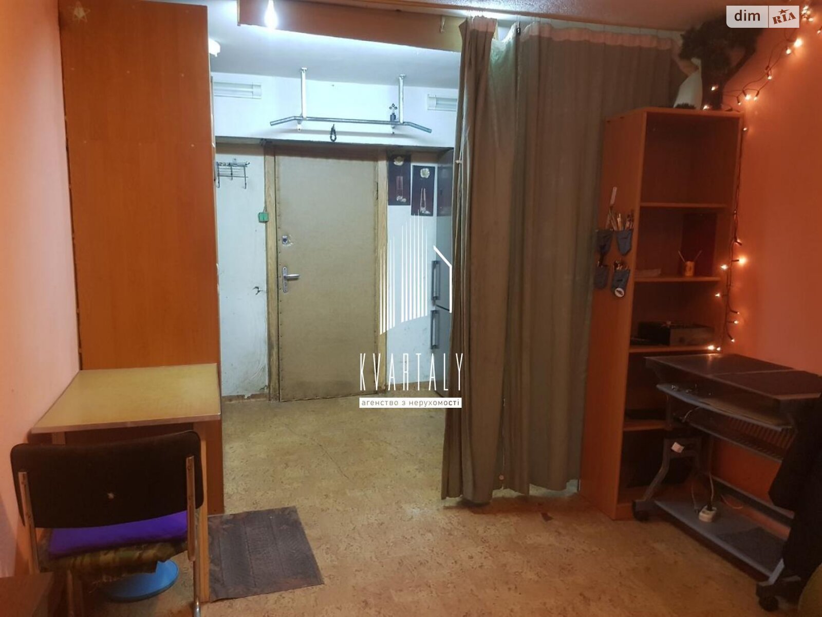 Комната в Киеве, на ул. Мрии 5Б в районе Берковец на продажу фото 1 Комната в Киеве, на ул. Мрии 5Б в районе Берковец на продажу фото 1