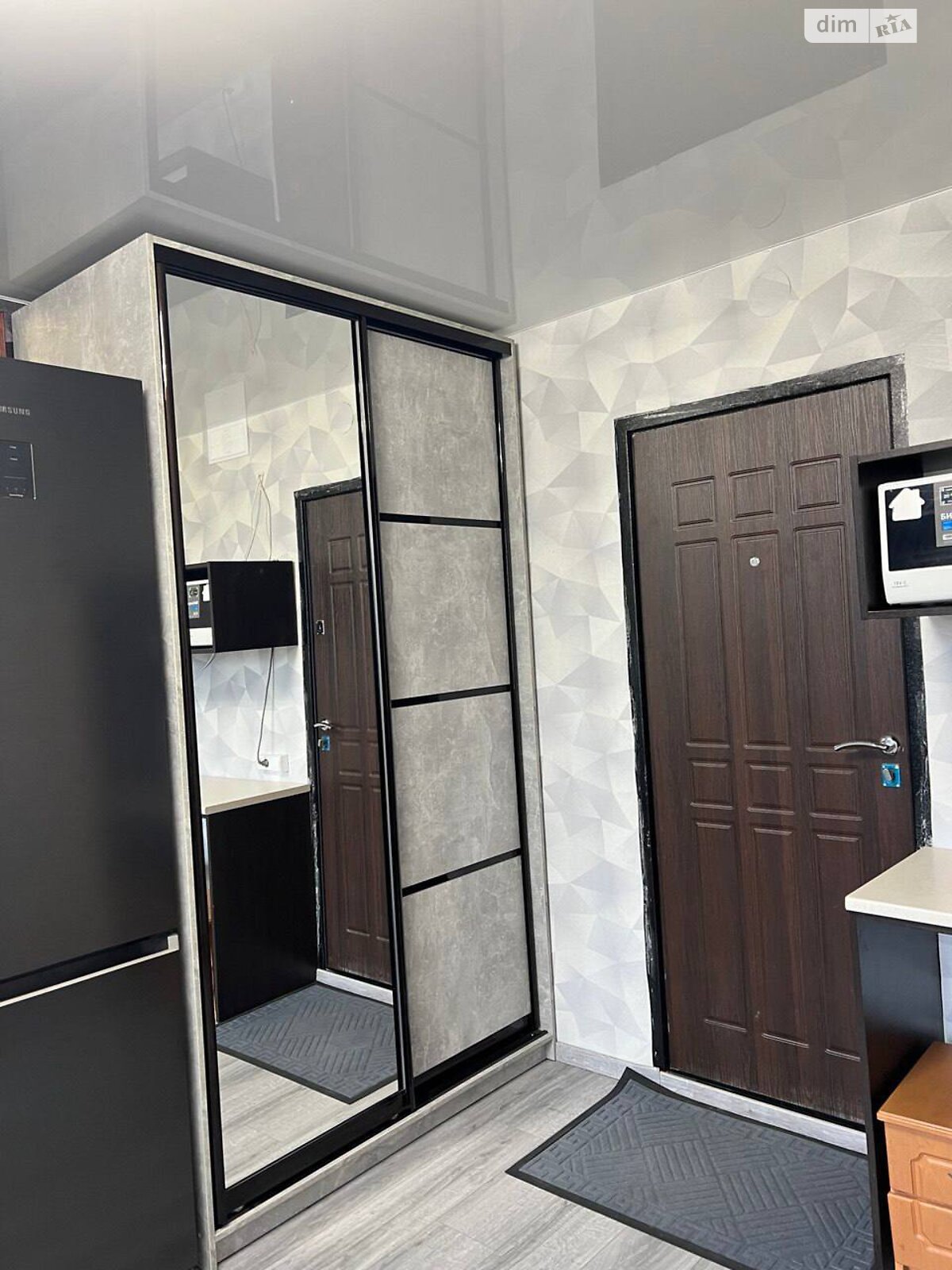Комната в Киеве, на ул. Мрии 15Г в районе Берковец на продажу фото 1 Комната в Киеве, на ул. Мрии 15Г в районе Берковец на продажу фото 1