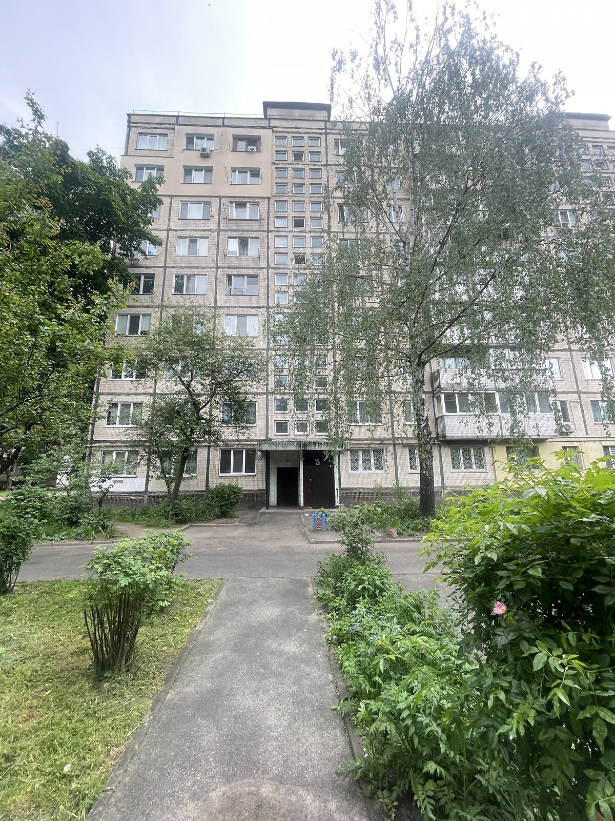 Комната в Киеве, на ул. Жмеринская 24 в районе Борщаговка на продажу фото 1 Комната в Киеве, на ул. Жмеринская 24 в районе Борщаговка на продажу фото 1