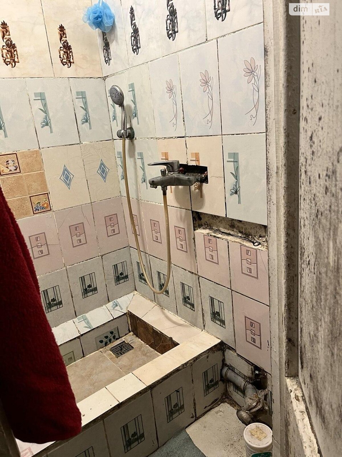 Комната в Киеве, на ул. Святослава Храброго 6 в районе Чоколовка на продажу фото 1 Комната в Киеве, на ул. Святослава Храброго 6 в районе Чоколовка на продажу фото 1