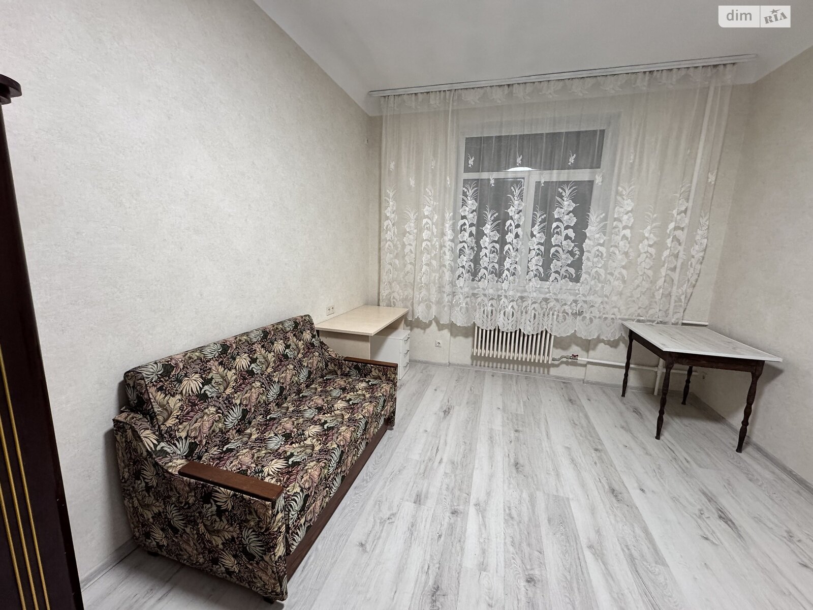 Комната в Киеве, на ул. Сергея Берегового 16/14 в районе Чоколовка на продажу фото 1