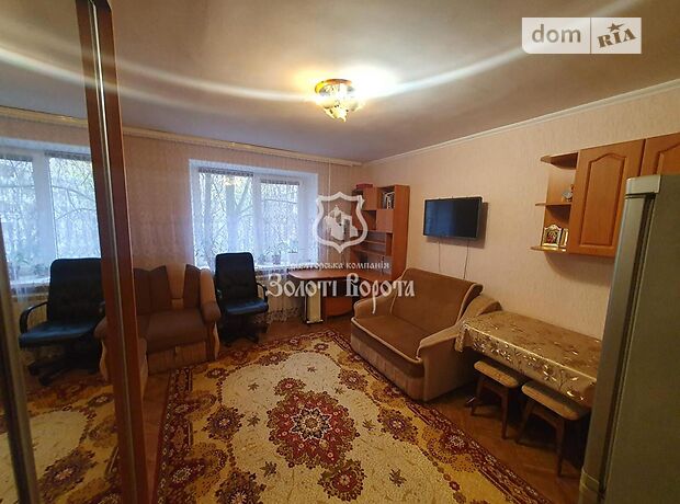 Комната в Киеве, на ул. Космонавта Волкова 10 в районе Деснянский на продажу фото 1 Комната в Киеве, на ул. Космонавта Волкова 10 в районе Деснянский на продажу фото 1