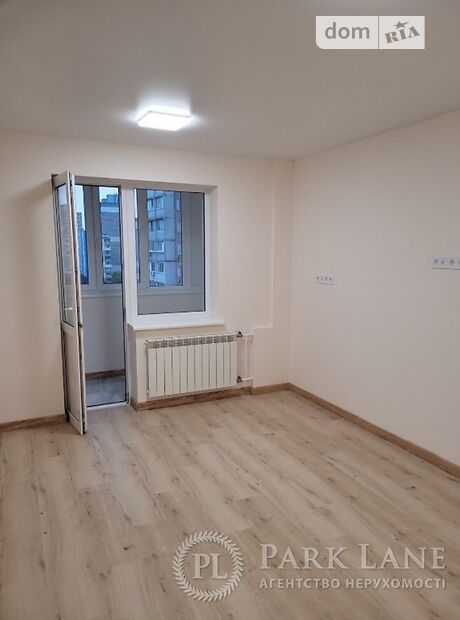 Комната в Киеве, на просп. Маяковского Владимира 25 в районе Деснянский на продажу фото 1 Комната в Киеве, на просп. Маяковского Владимира 25 в районе Деснянский на продажу фото 1